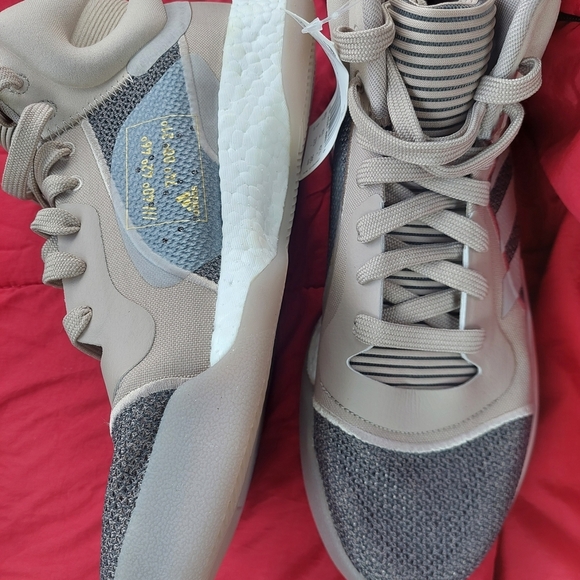 Adidas Cream and Gray High-Top Sneakers Marquee BOOST Men Sz 9 Basketball (D) main image 4